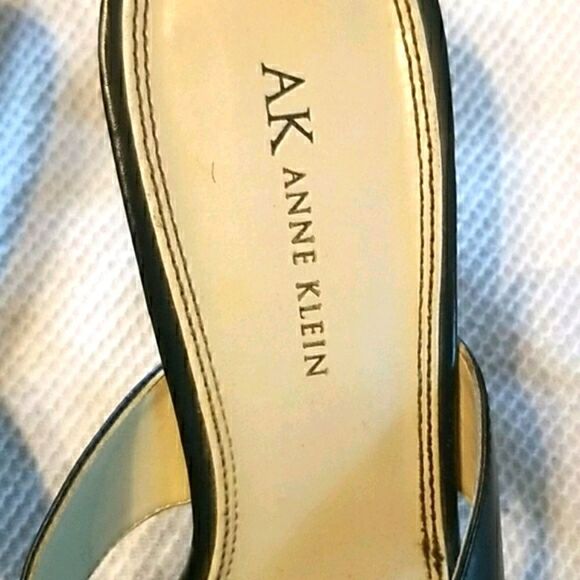 LADIES Designer Sandals by ANN KLIEN - Picture 3 of 8